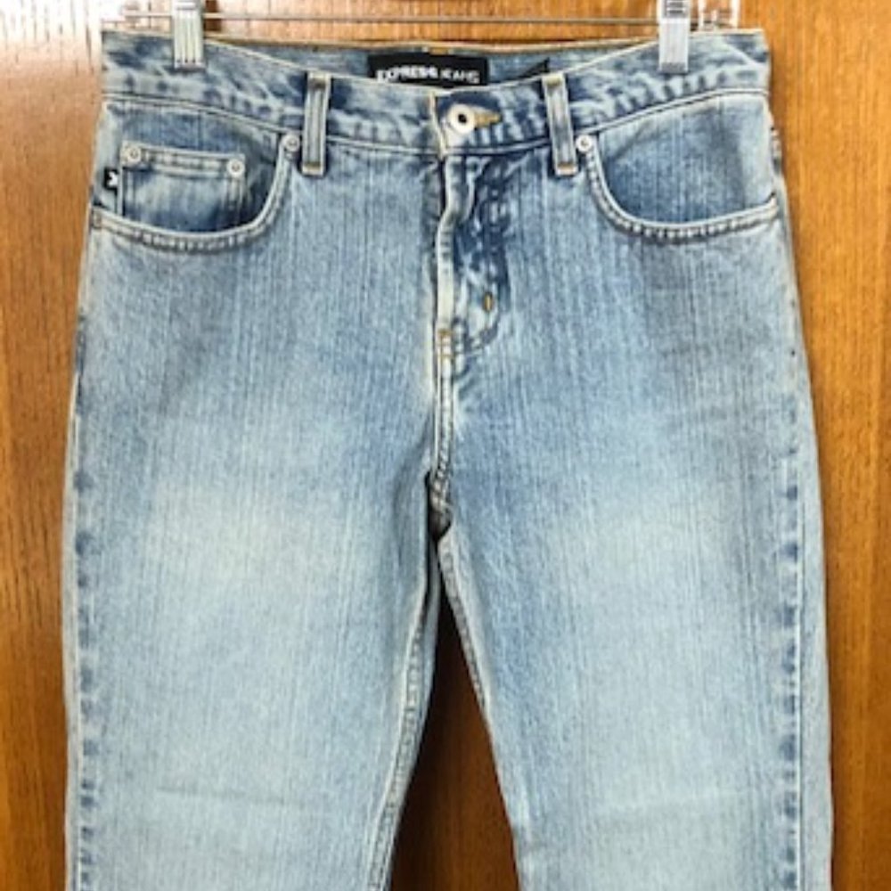 Express Jeans - Picture 3 of 10